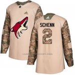 Camiseta Hockey Hombre Arizona Coyotes 2 Luke Schenn Camo Autentico 2017 Veterans Day Stitched