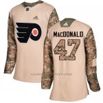 Camiseta Hockey Mujer Philadelphia Flyers 47 Andrew Macdonald Camo Autentico 2017 Veterans Day Stitched