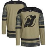 Camiseta Hockey New Jersey Devils Military Appreciation Team Autentico Practice Camuflaje