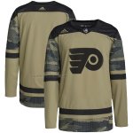 Camiseta Hockey Philadelphia Flyers Military Appreciation Team Autentico Practice Camuflaje