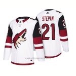 Camiseta Hockey Hombre Arizona Coyotes Derek Stepan 21 2018 Season Centennial Patch Team Road Blanco