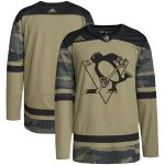 Camiseta Hockey Pittsburgh Penguins Military Appreciation Team Autentico Practice Camuflaje
