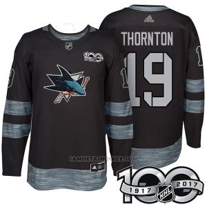 Camiseta Hockey Hombre San Jose Sharks 19 Joe Thornton 2017 Centennial Limited Negro
