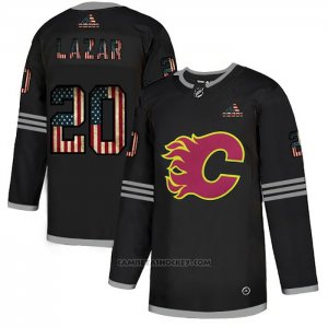 Camiseta Hockey Calgary Flames Lazar 2020 USA Flag Negro