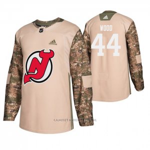 Camiseta Hockey New Jersey Devils Miles Wood Veterans Day Camuflaje