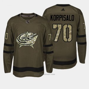 Camiseta Hockey Hombre Columbus Blue Jackets 70 Joonas Korpisalo Verde Salute To Service