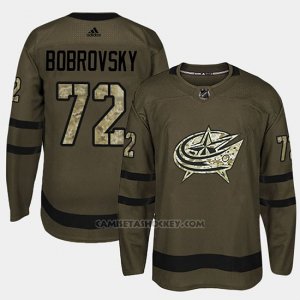 Camiseta Columbus Blue Jackets Sergei Bobrovsky Camo Salute To Service